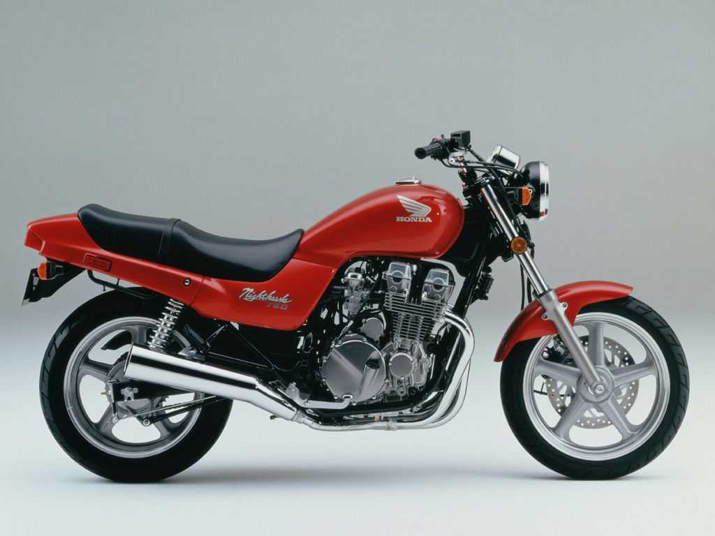 Представляем вашему вниманию фотографии, посвященные мотоциклу Honda CB750K7