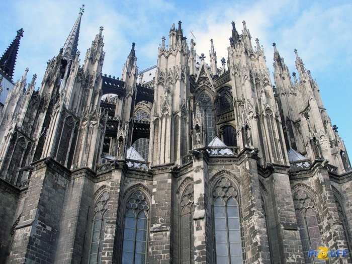 Секреты готического стиля на примере архитектуры европы