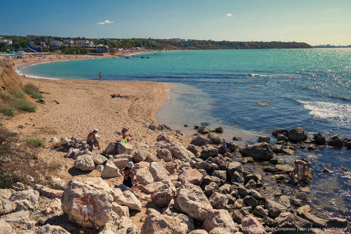 Лучшие пляжи алушты 2022 — фото с описанием, отзывы отдыхающих, с песком и галькой, на карте