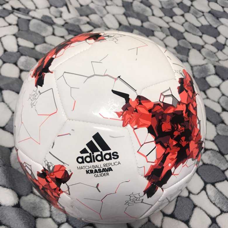Футбольный мяч adidas krasava ball | официальный мяч кубка конфедераций 2017 в россии