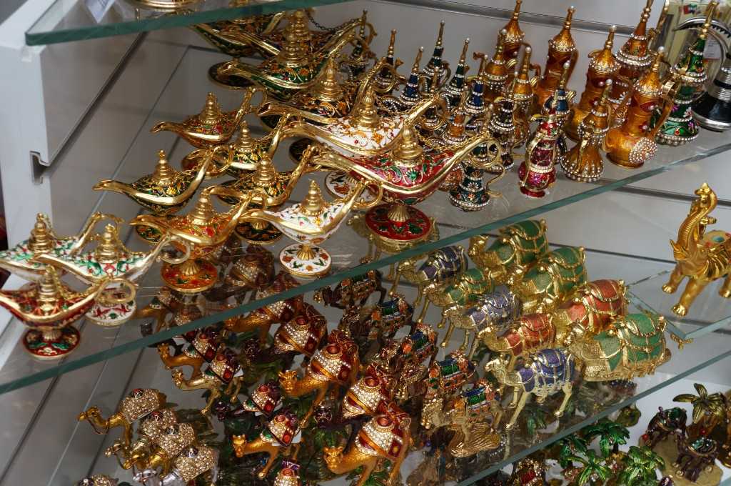 Все про шопинг в эмиратах. какие сувениры привезти из дубая?