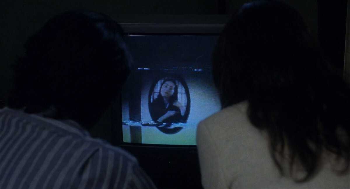 Звонок - японский фильм ужасов, 20 лет со дня выхода кино 1998 года