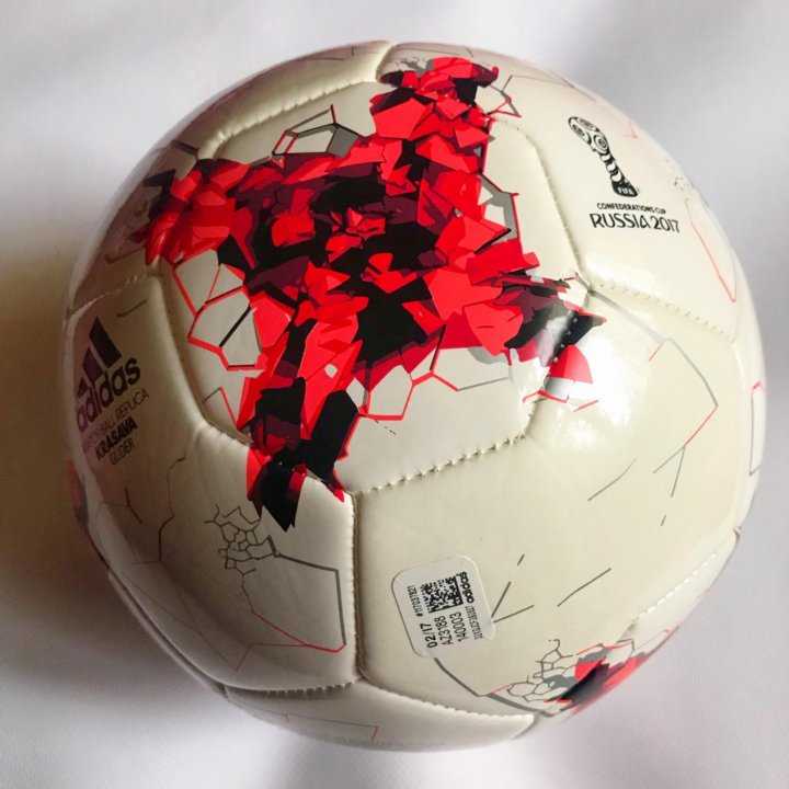 Официальный мяч кубка конфедераций – adidas krasava