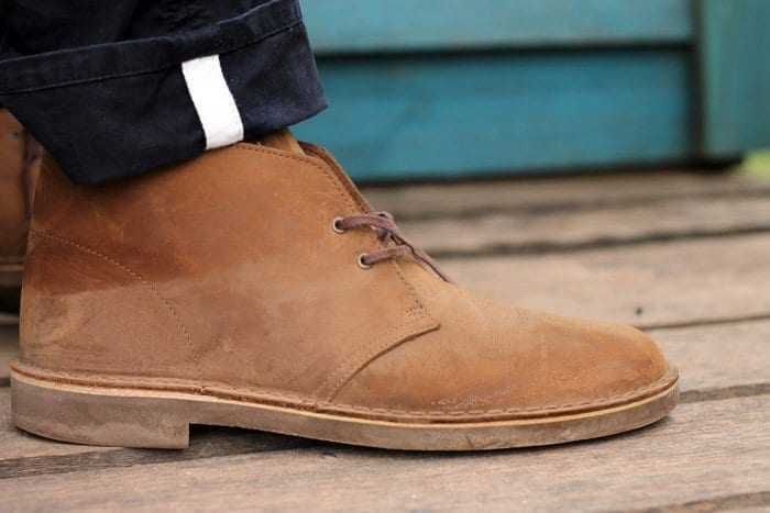 Мужские ботинки clarks desert: с чем носить и уход за обувью