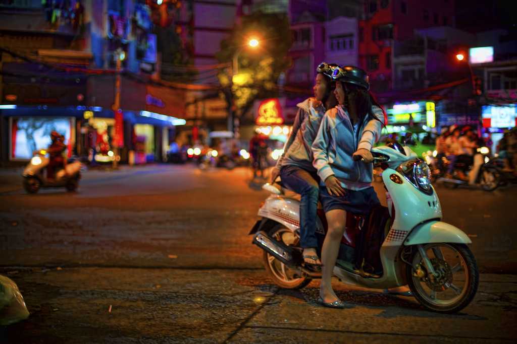Аренда байка на фукуоке | правила дорожного движения во вьетнаме
