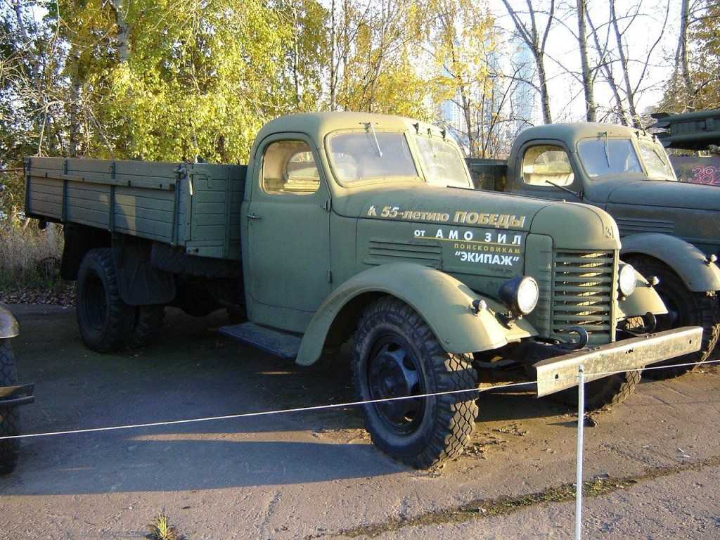 20 легендарных советских грузовиков и автобусов: на чём ездили в ссср | carakoom.com