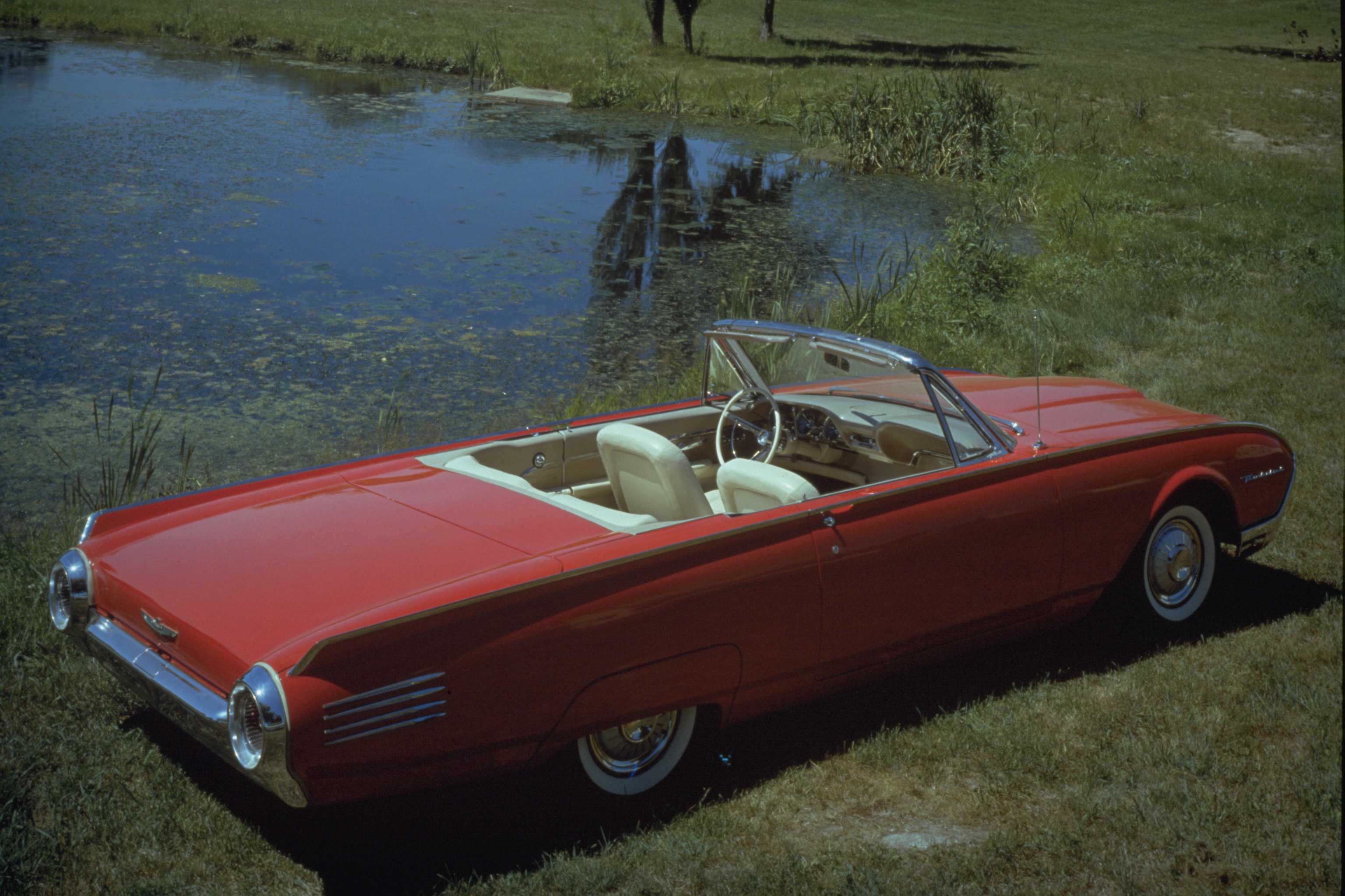 Ford thunderbird