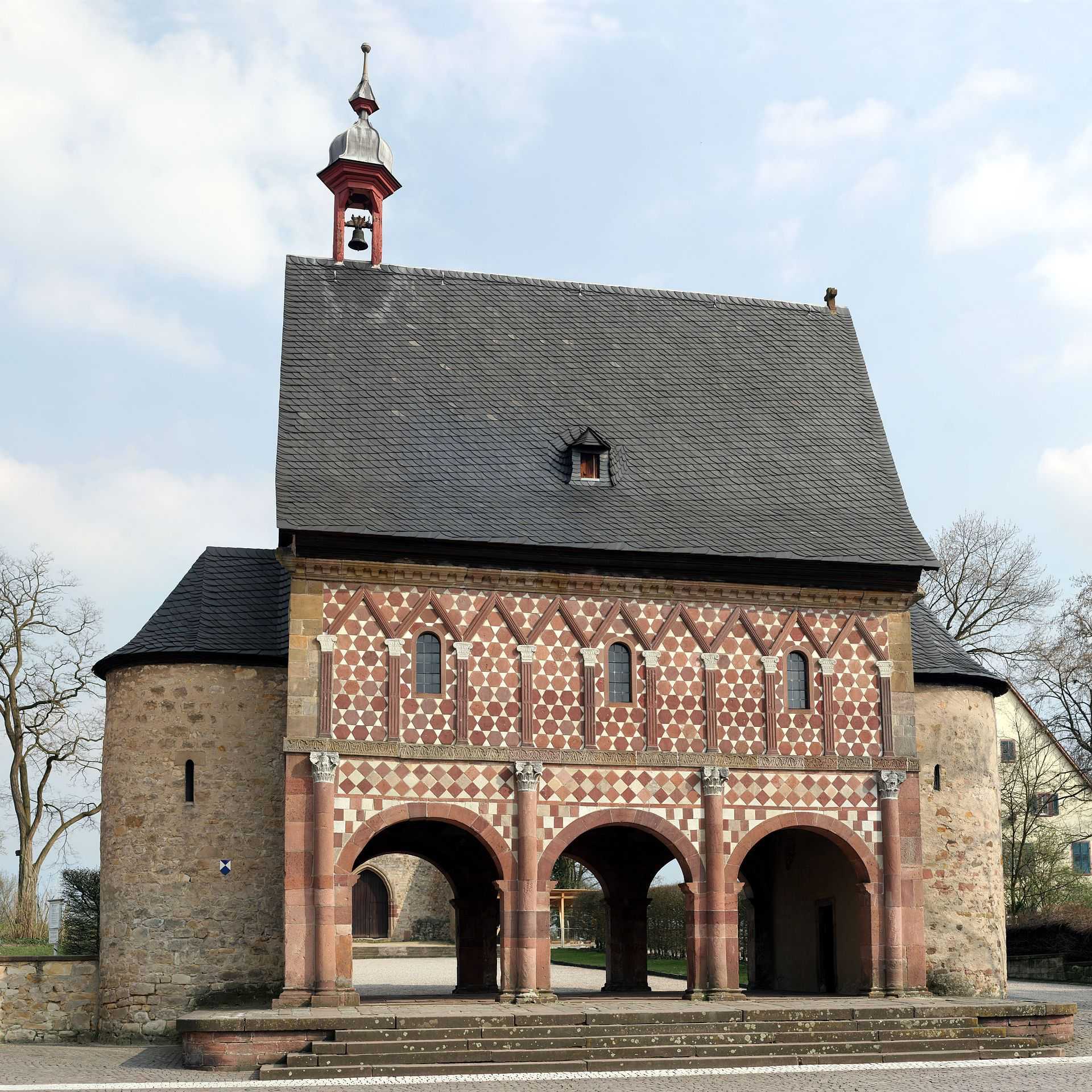 Каролингская архитектура - carolingian architecture