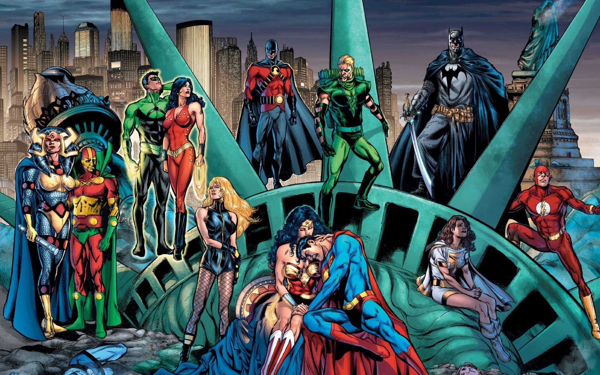 10 персонажей из комиксов marvel, которые могли бы победить супермена