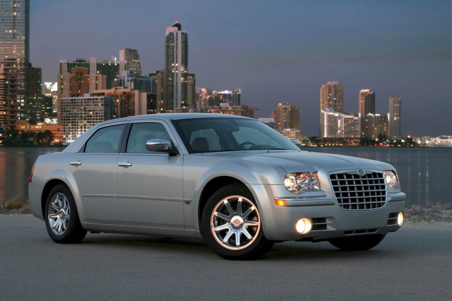Chrysler newport: поколения, кузова по годам, история модели и года выпуска, рестайлинг, характеристики, габариты, фото - carsweek