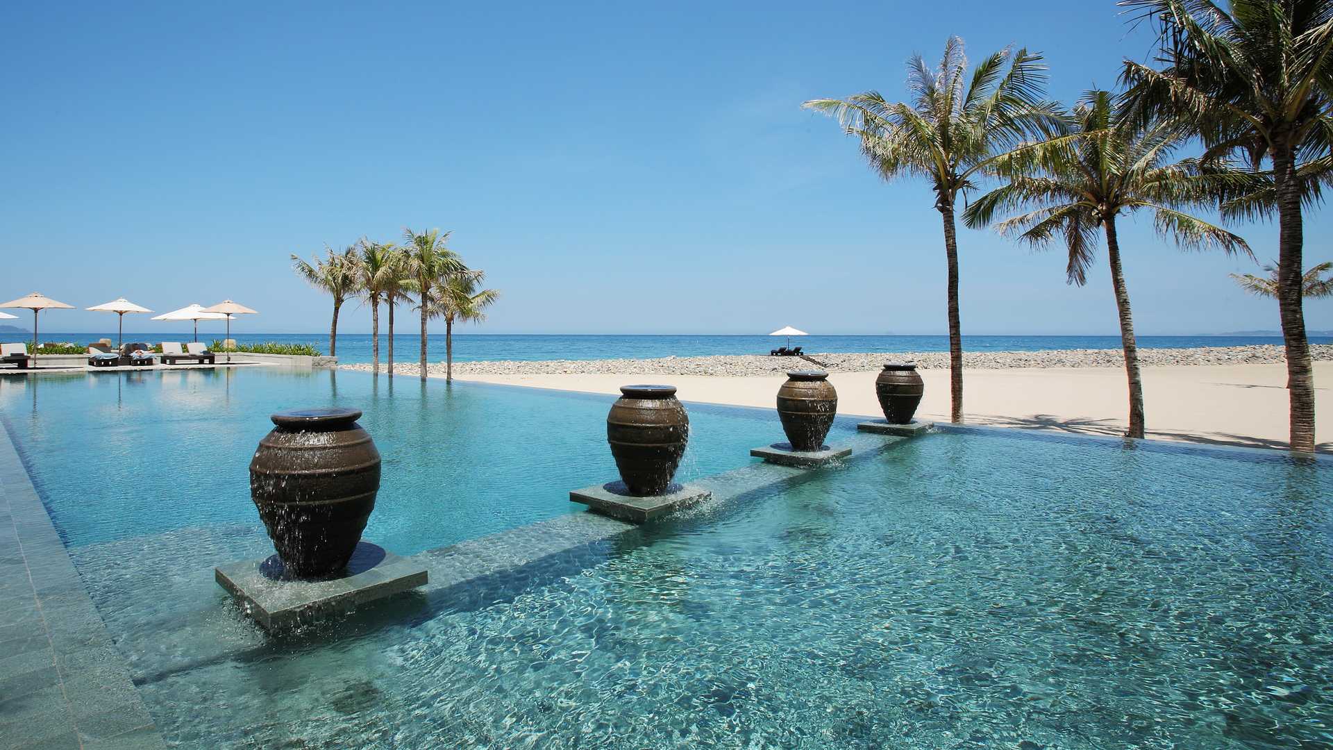 Вьетнам, нячанг, южные острова. лучшие пяти и четырёхзвёздочные отели нячанга с частными пляжами вьетнам остров хон тре