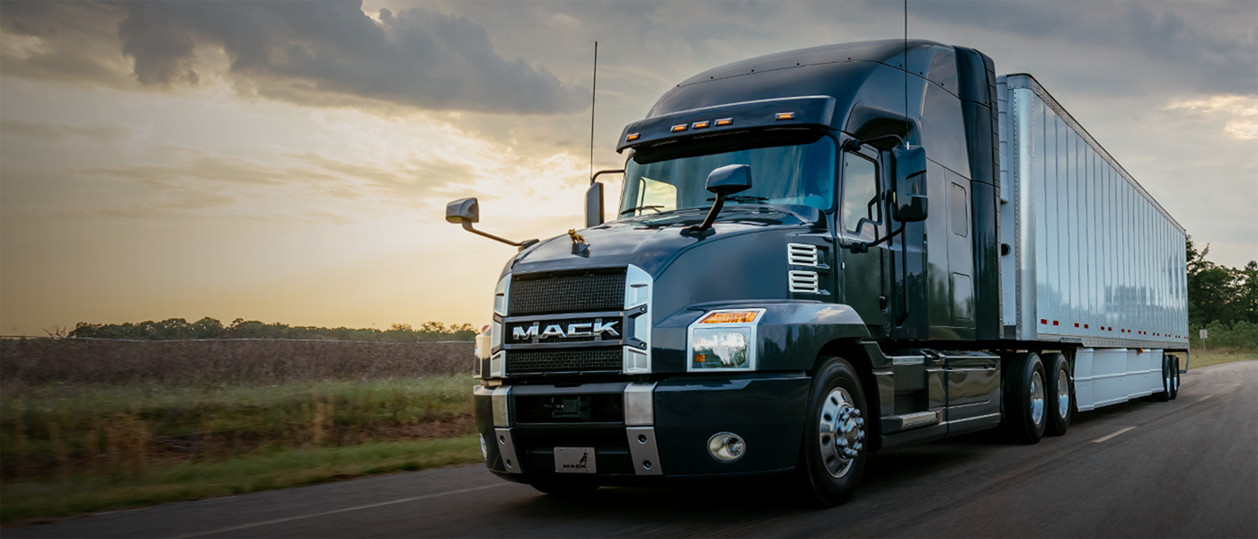 Mack Trucks Грузовики